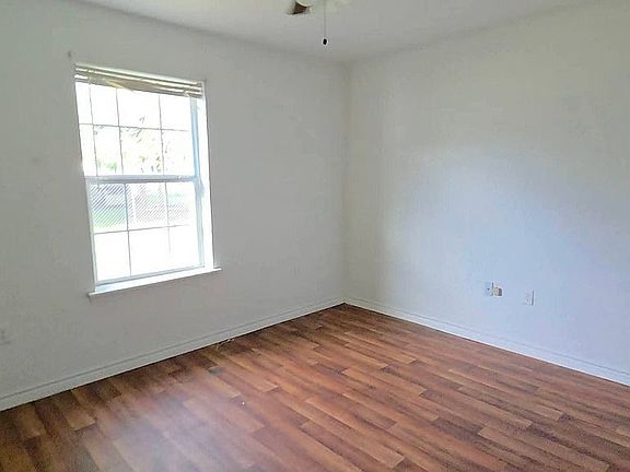Primary beedroom