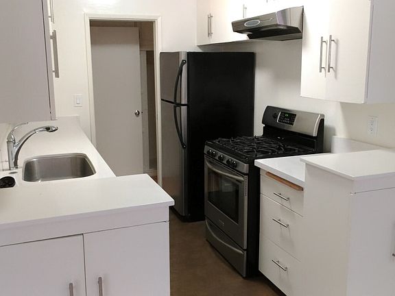 3rd image of 10655 Wilshire Blvd #10444288