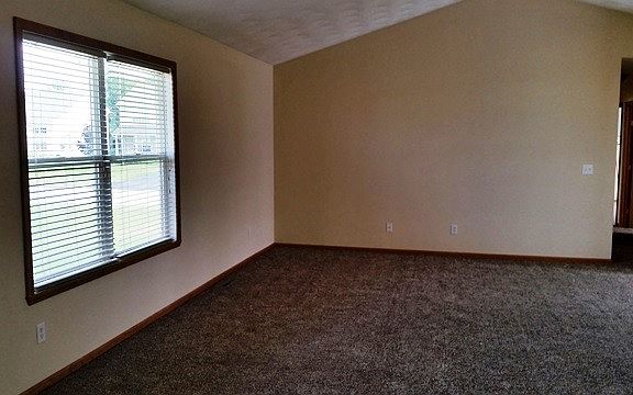 5th image of 15537 Bryden Dr