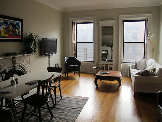 Rented by Dwell Residential Inc | media 11