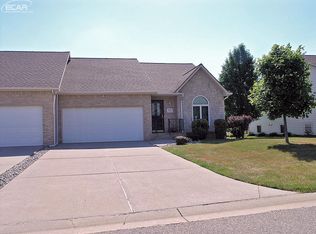 6051 Belmont Ct, Grand Blanc, MI 48439