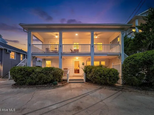 715 Carolina Beach Avenue N, Carolina Beach, NC 28428