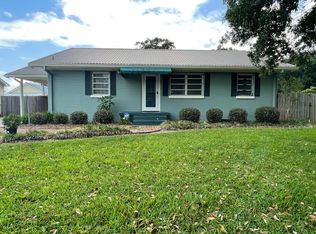 2004 Chatsworth Rd, Franklin, LA 70538