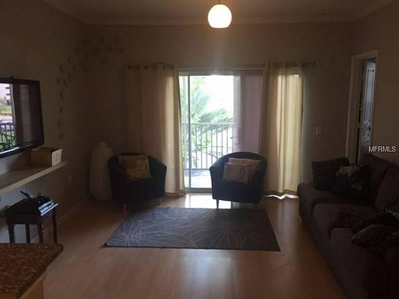 3rd image of 9405 Crescent Loop Cir APT 204