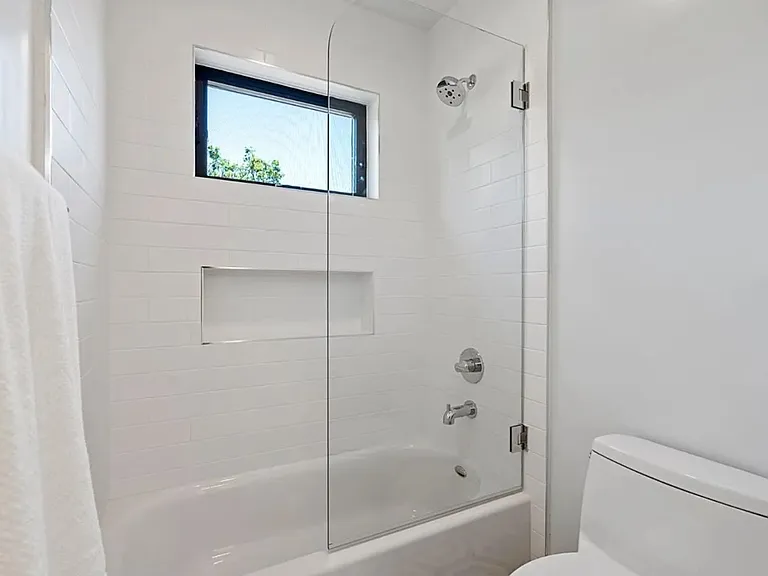 358 Iris St — Photo 25