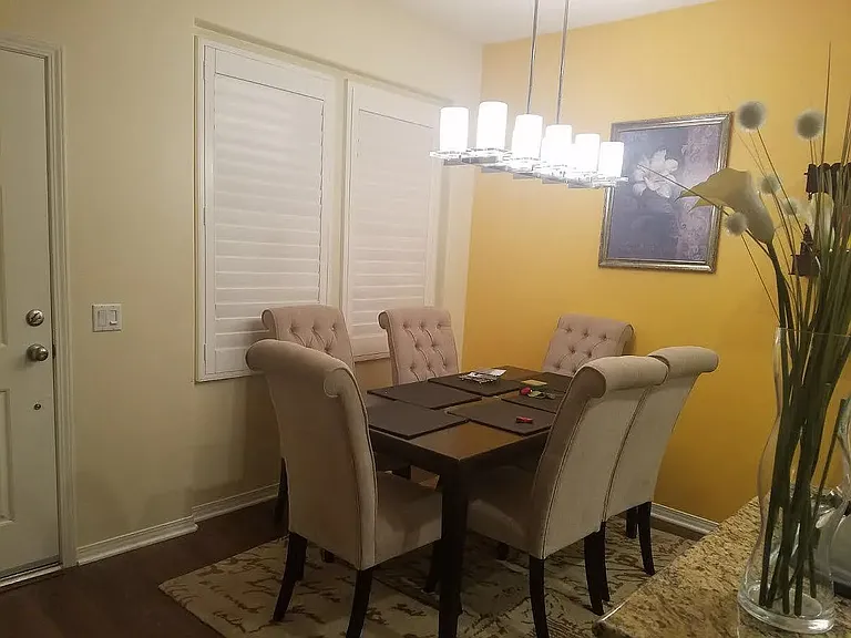 3030 N Torrey Pine Ln — Photo 2