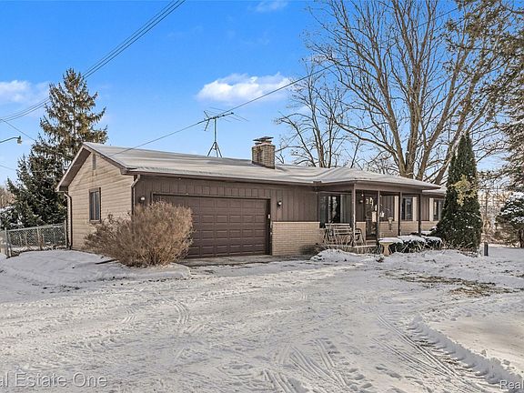 2nd image of 22700 Griswold Rd