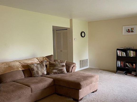 4th image of 3502 Luckylee Cres