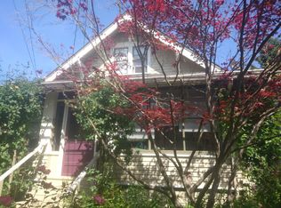 7340 17th Ave NW, Seattle, WA 98117