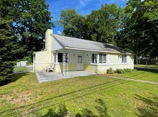 5 Noyes St, Norton, MA 02766