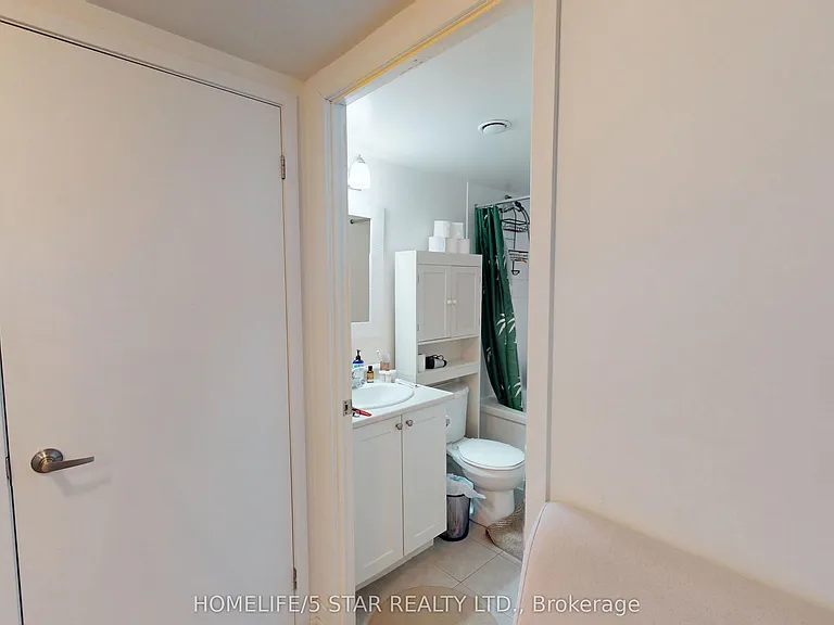 816 Lansdowne Ave #1209 — Photo 31