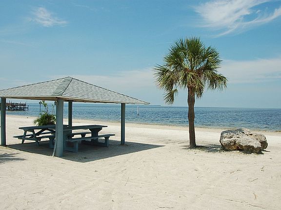 Private Beach Cabanas