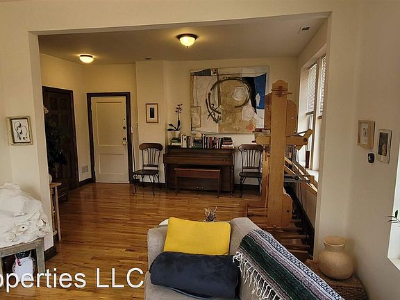 3rd image of 3733 W Berteau Ave #2