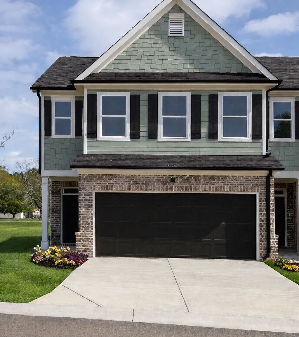 3 bed, 2.5 bath, 1660 sqft, $2,200 — Photo 1