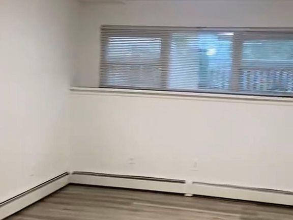 4th image of 1477 Longfellow Ave #1