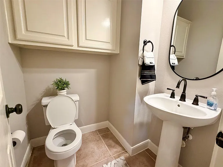24527 Bay Hill Blvd — Photo 25