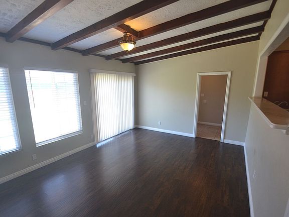2nd image of 10307 Doty Ave