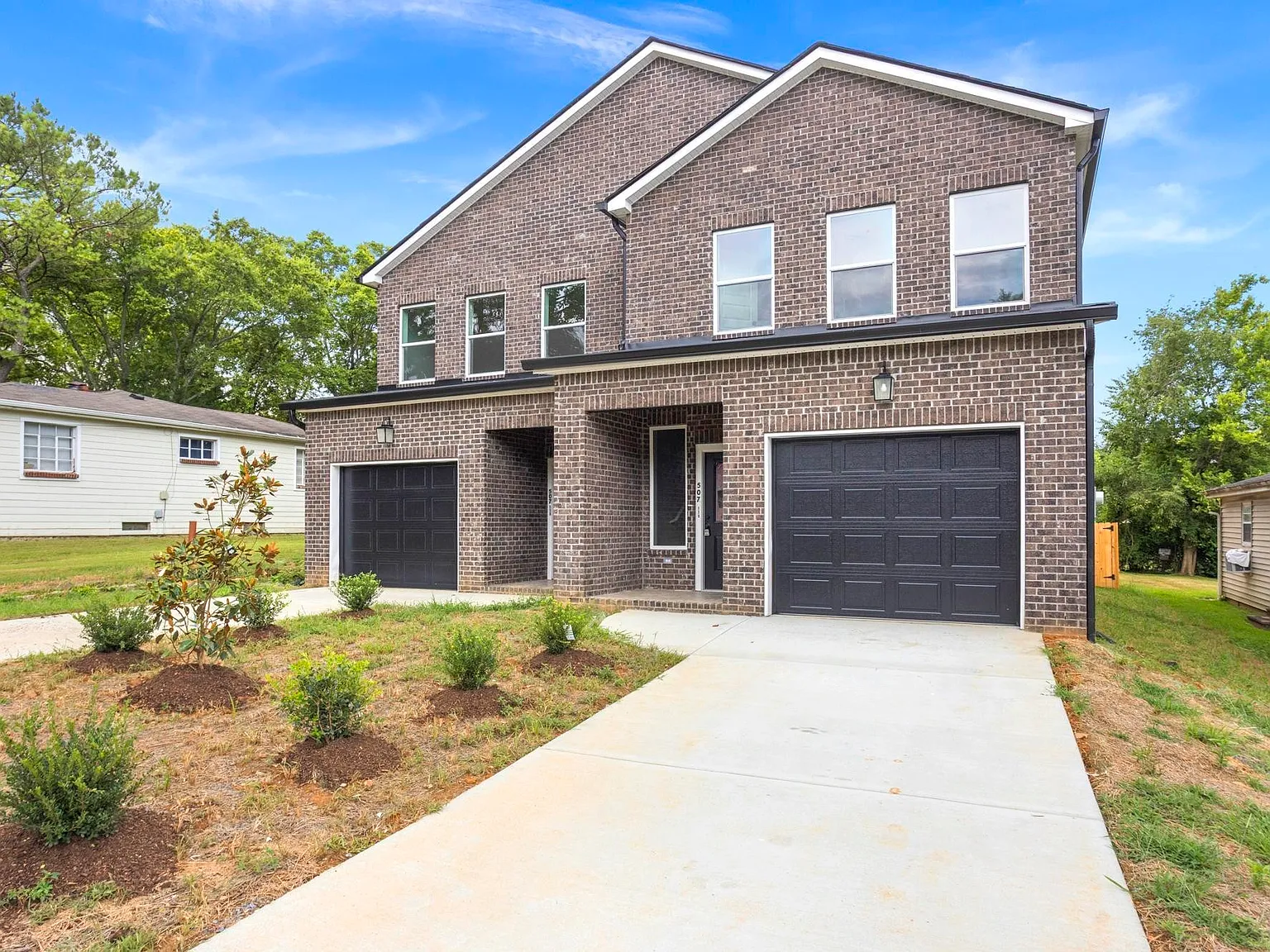 3 bed, 3.5 bath, 1522 sqft, $2,150 — Photo 3