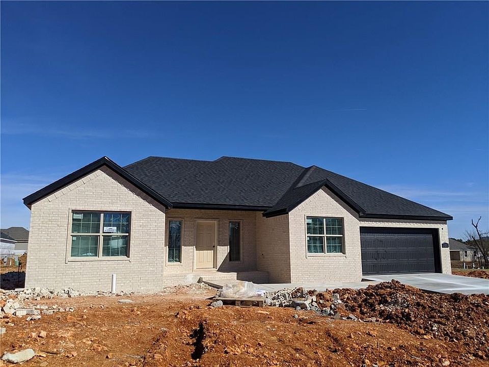 2nd image of 494 Vista Del Valle St