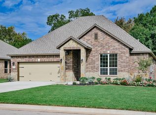 1819 Basin Trl, Brenham, TX 77833