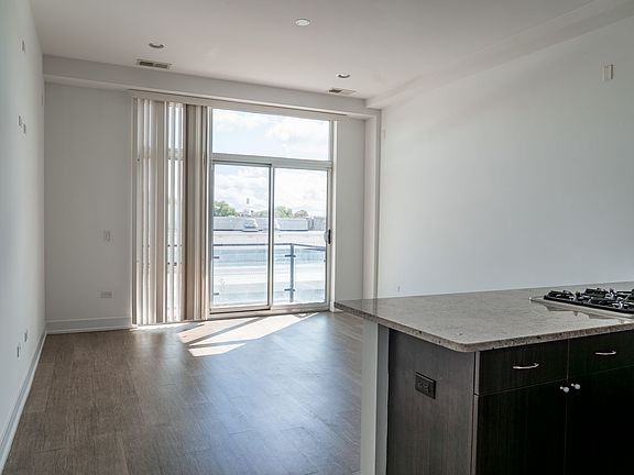 4th image of 4730 N Kimball Ave APT 302