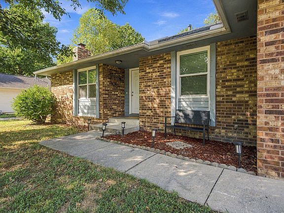 5th image of 3423 W El Castile Street