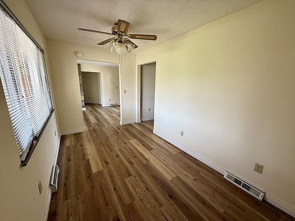 5th image of 2707 Fairlane Dr