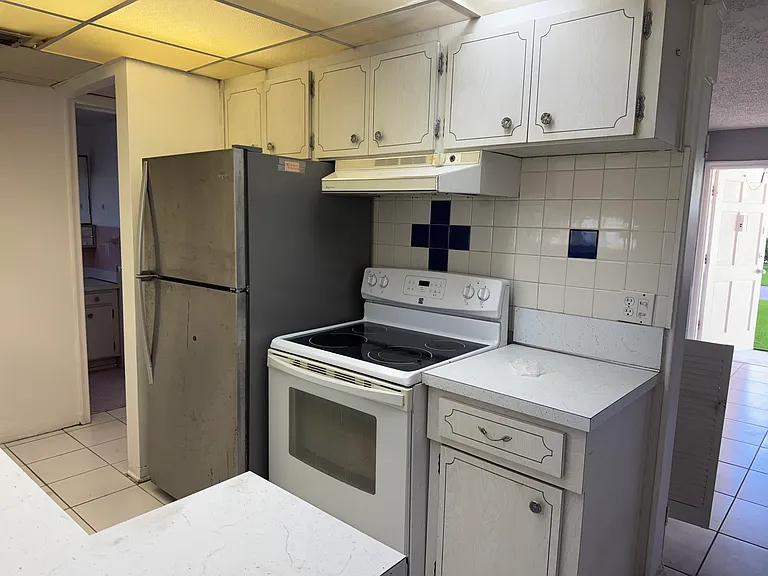 1710 McKinley St #5 — Photo 16