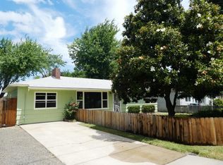 1224 W Stewart Ave, Medford, OR 97501