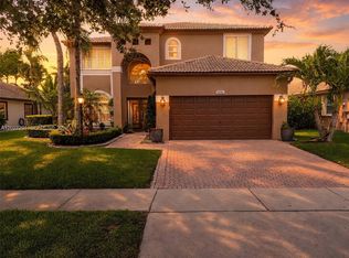 1532 NW 133rd Ave, Pembroke Pines, FL 33028