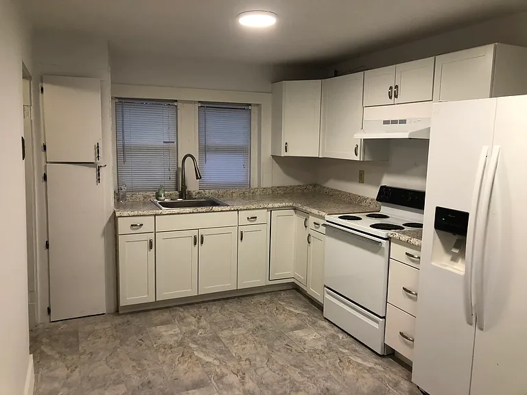 1117 Bledsoe Dr — Photo 6