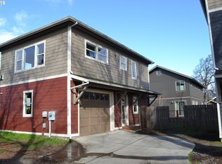 1025 Hull St, Hood River, OR