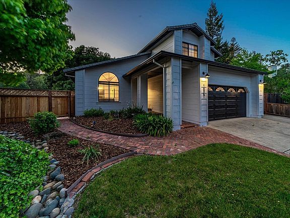 3rd image of 1025 Charlson Way