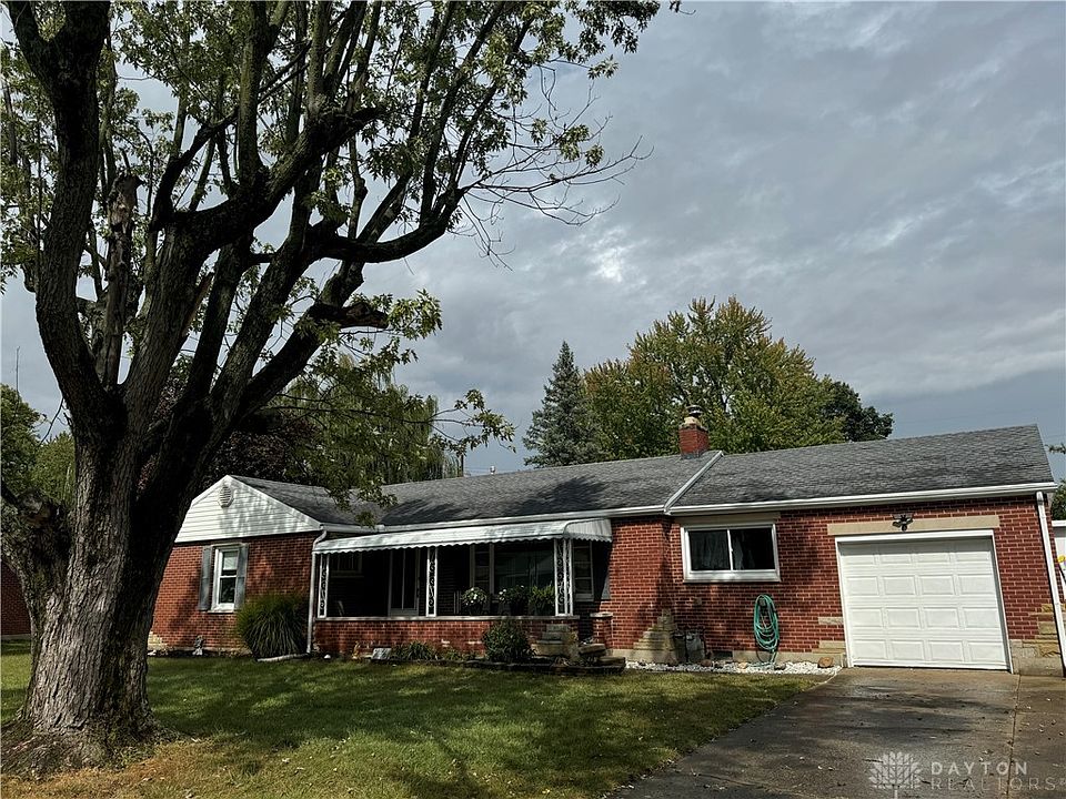 1st image of 11 Norris Dr