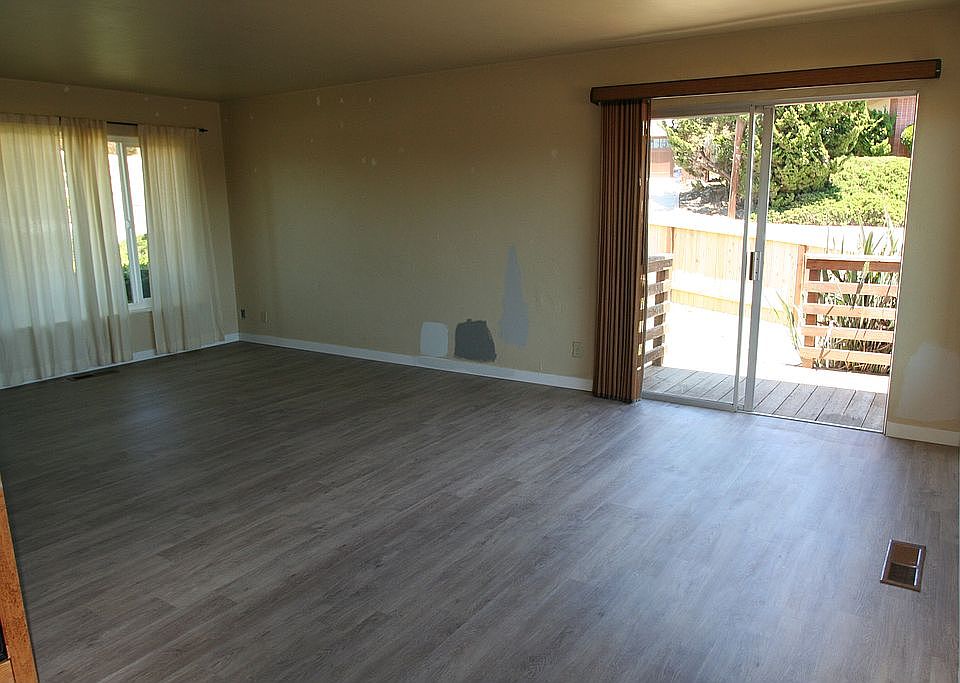 1st image of 2099 McCollum St