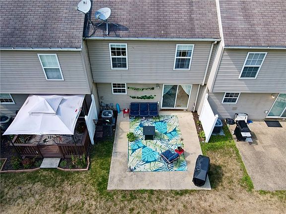 4th image of 3035 Ironwood Cir