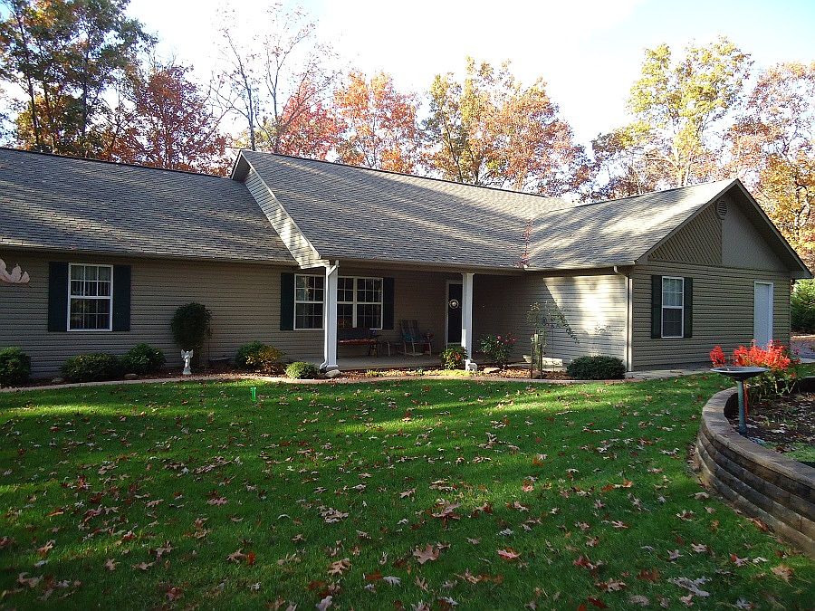 1st image of 200 Satsuma Dr