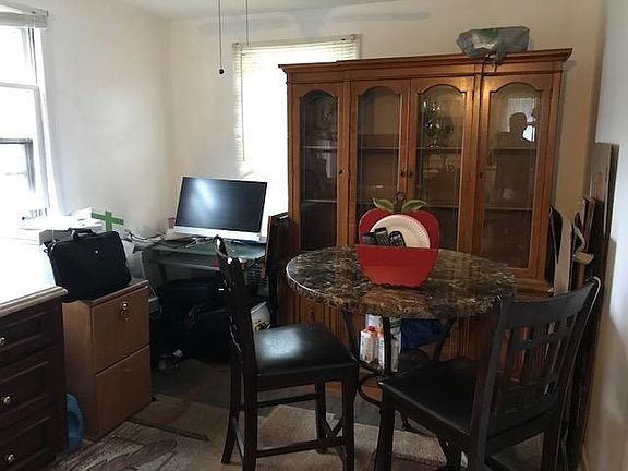 5th image of 94 Gless Ave