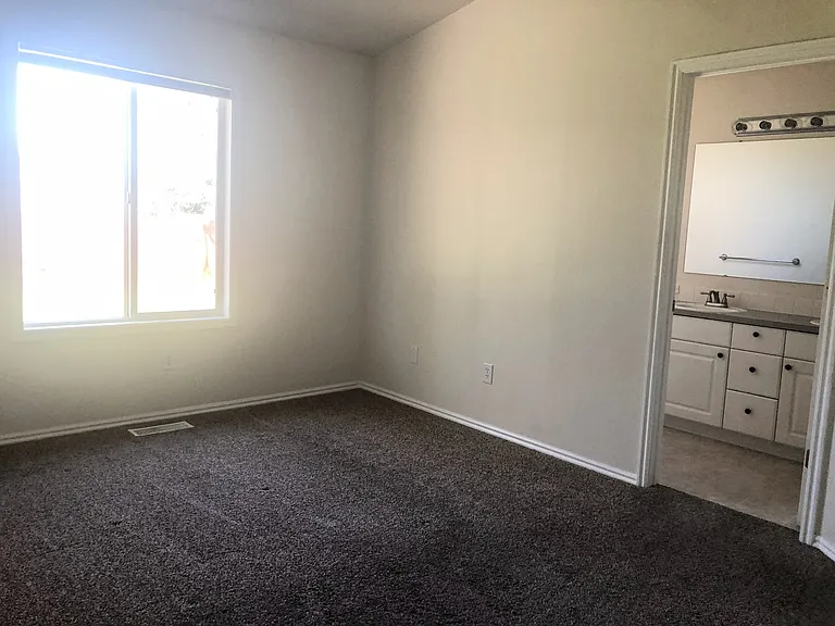 9598 W Calico Ct — Photo 8