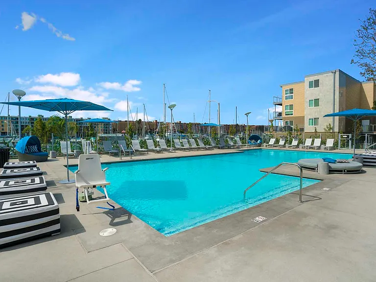 Wayfarer Apartments + Marina — Photo 39