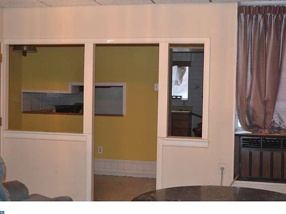5th image of 4082 E Roosevelt Blvd