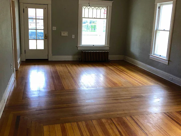 1025 E Boulder St — Photo 4