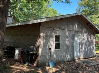 3275 E Skeels Rd, Holton, MI 49425