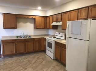 101 W Jones St APT 6, Milford, IL 60953