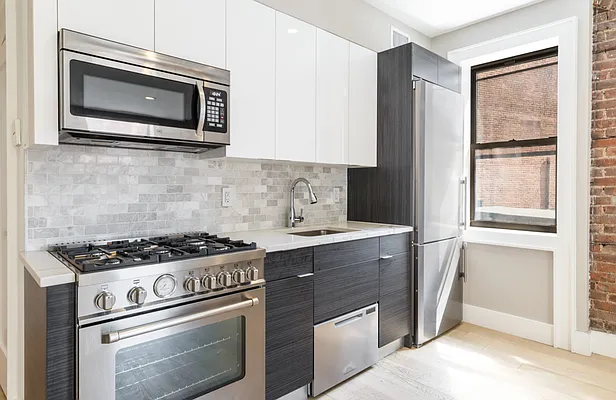 Rented by REAL New York | media 34