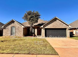 14001 Korbyn Dr, Yukon, OK 73099