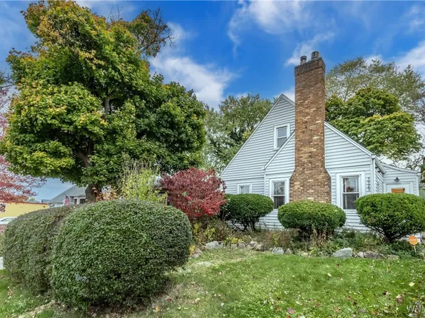 3925 Bailey Ave, Amherst, NY 14226