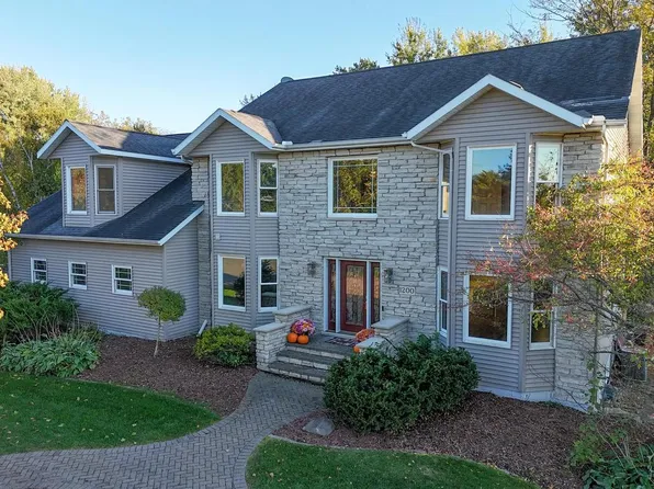 1200 W STATE STREET, Marshfield, WI 54449