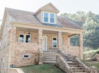 1264 Church Rd, Pen Argyl, PA 18072