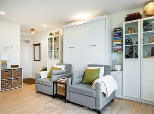 460 Ontario St #405, Collingwood, ON L9Y4E5